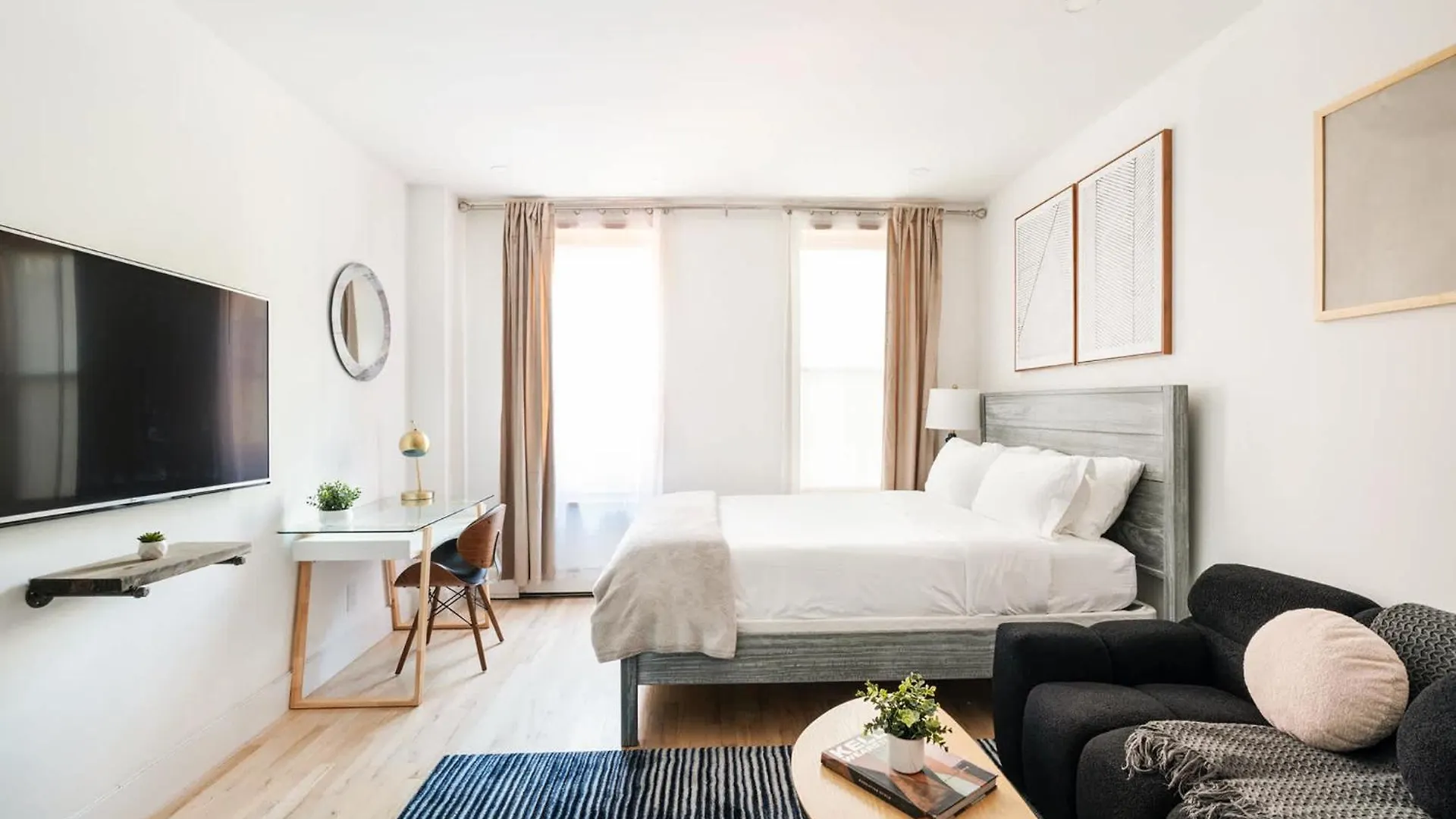 1597-14 New Renovated Studio Rime Ues - W D New York